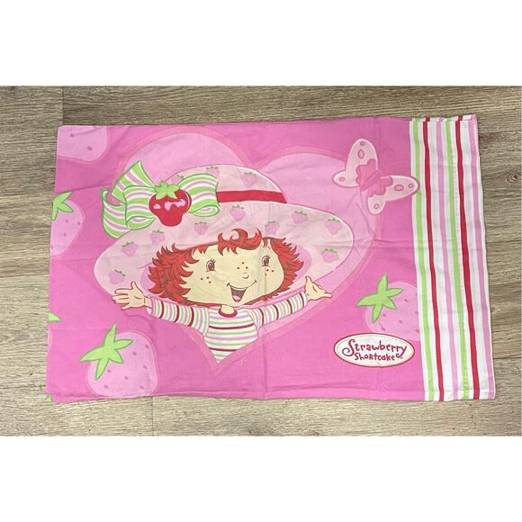 Strawberry Shortcake Standard Pillowcase Vintage Pink - Picture 1 of 4
